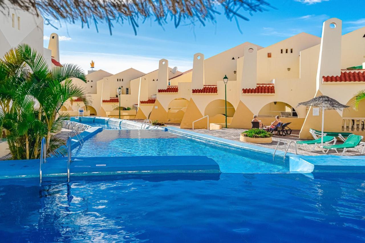 Aircon River Style Pool Best Beach In 200M Mareverde アデヘ エクステリア 写真